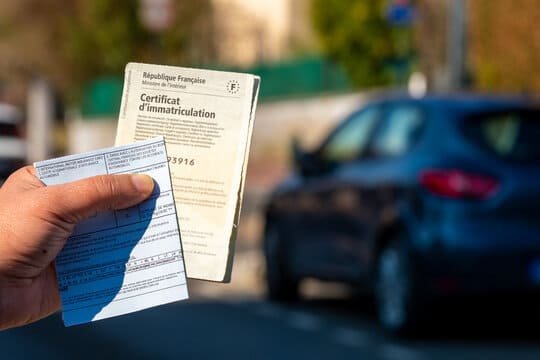 Kann ich mein Auto auch online abmelden?