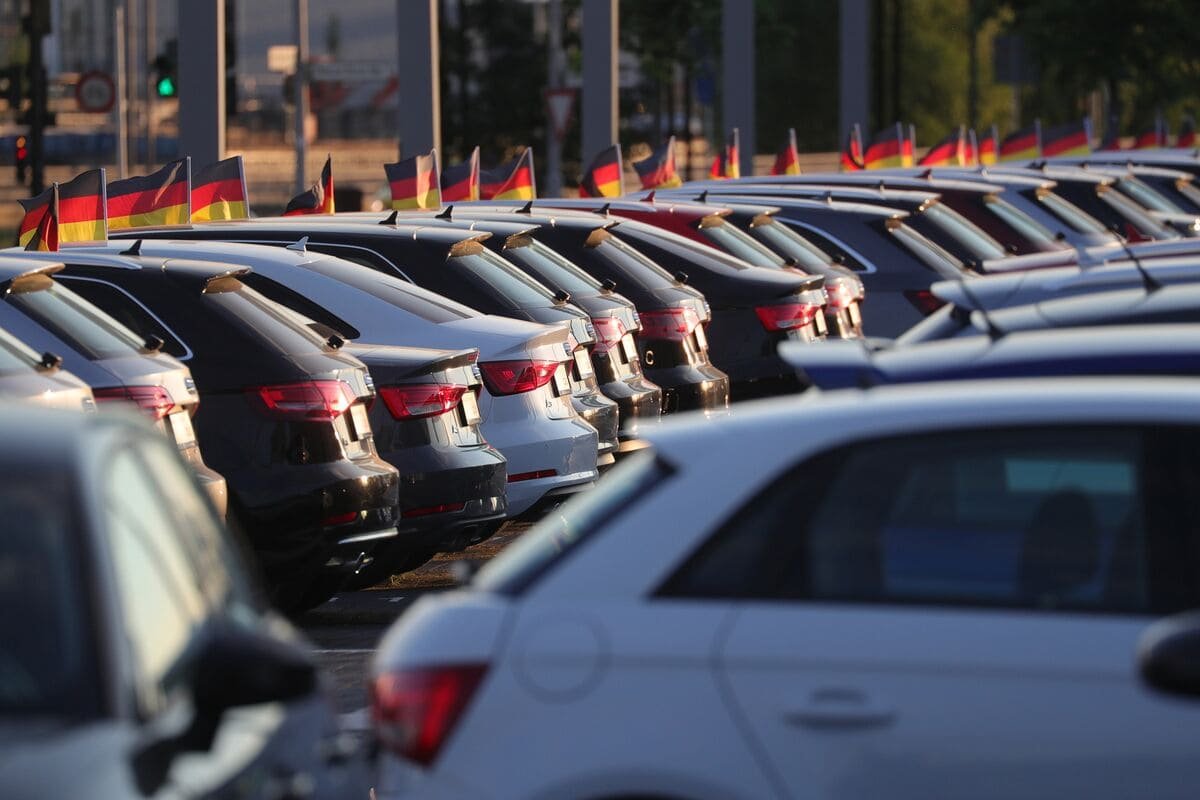 Kann ich mein Fahrzeug online abmelden?
