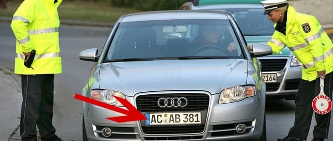Kann ich online ein Auto abmelden?